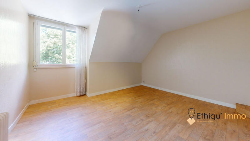 Maison - 144 m² - 2 pièces