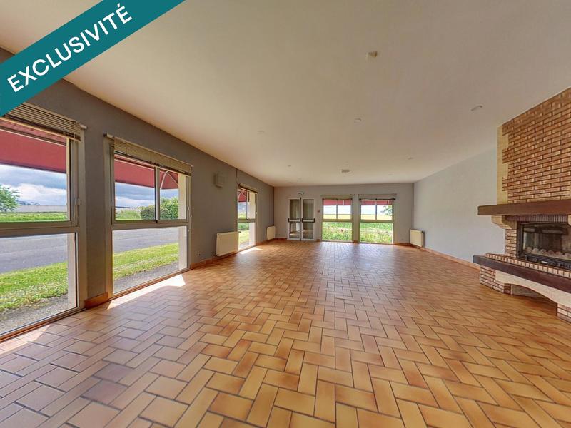 Local commercial - 400 m² - 8 pièces