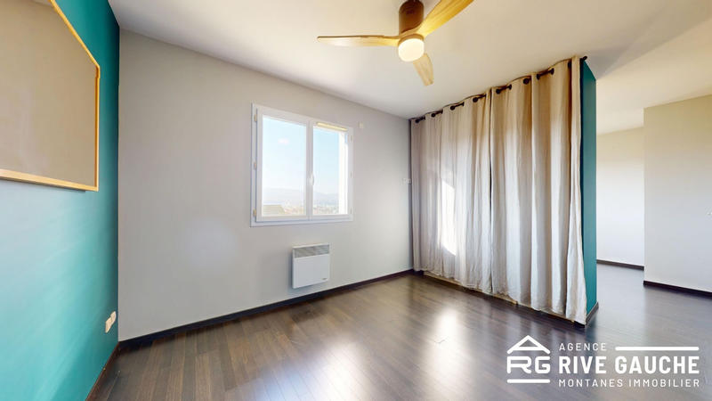 Maison - 101 m² - 4 pièces