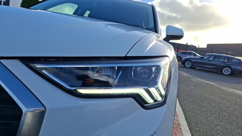 Audi Q3 35 Tdi 150 Ch s tronic 7 Design Luxe