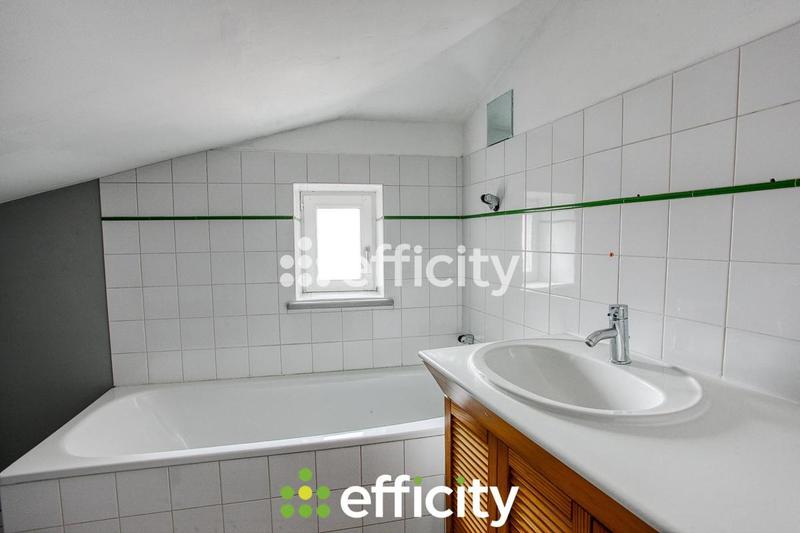 Appartement - 65 m² - 4 pièces