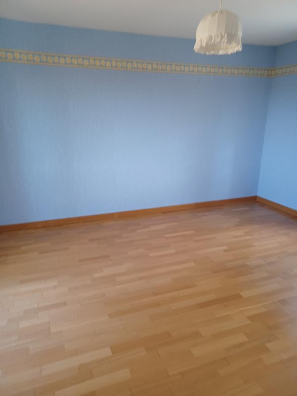 Propriété - 6 400 m² - 5 pièces