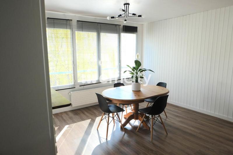 Appartement - 65 m² - 3 pièces
