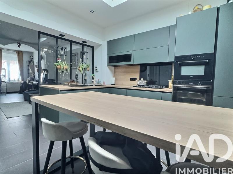 Maison - 88 m² - 4 pièces