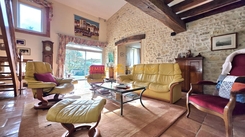 Maison ancienne - 236 m² - 5 pièces