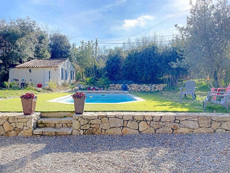 Villa - 168 m² - 8 pièces