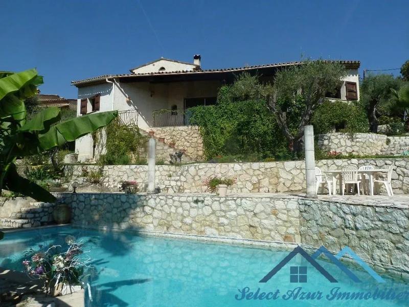 Villa - 200 m² - 7 pièces