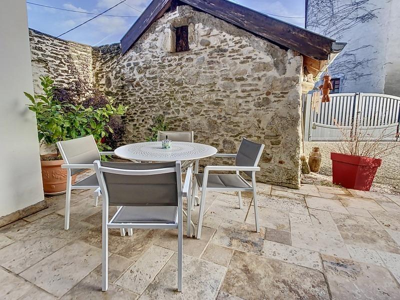 Corps de ferme - 190 m² - 6 pièces