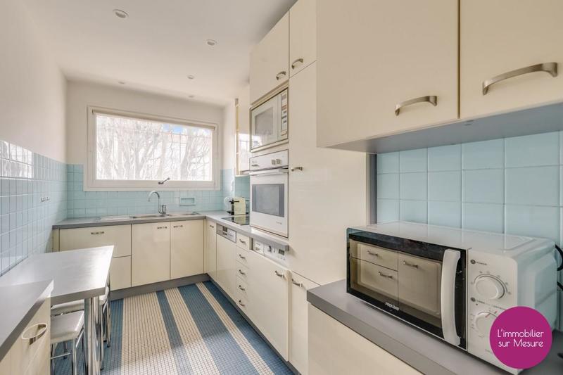 Appartement - 98 m² - 5 pièces