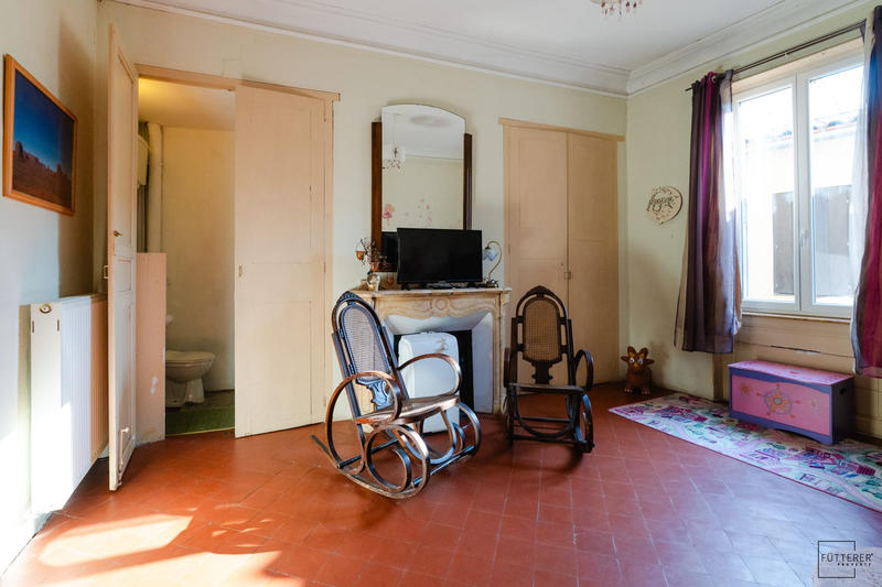 Maison - 349 m² - 12 pièces