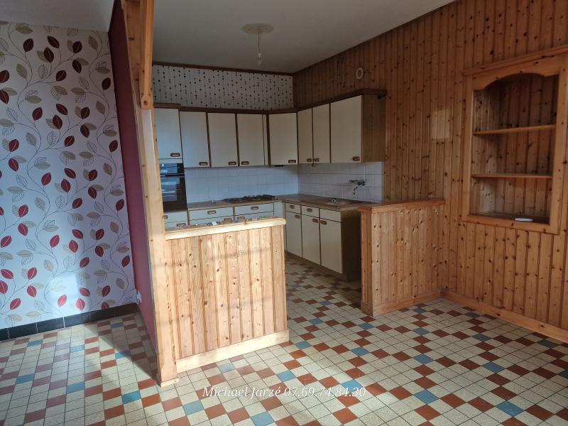 Maison - 98 m² - 5 pièces