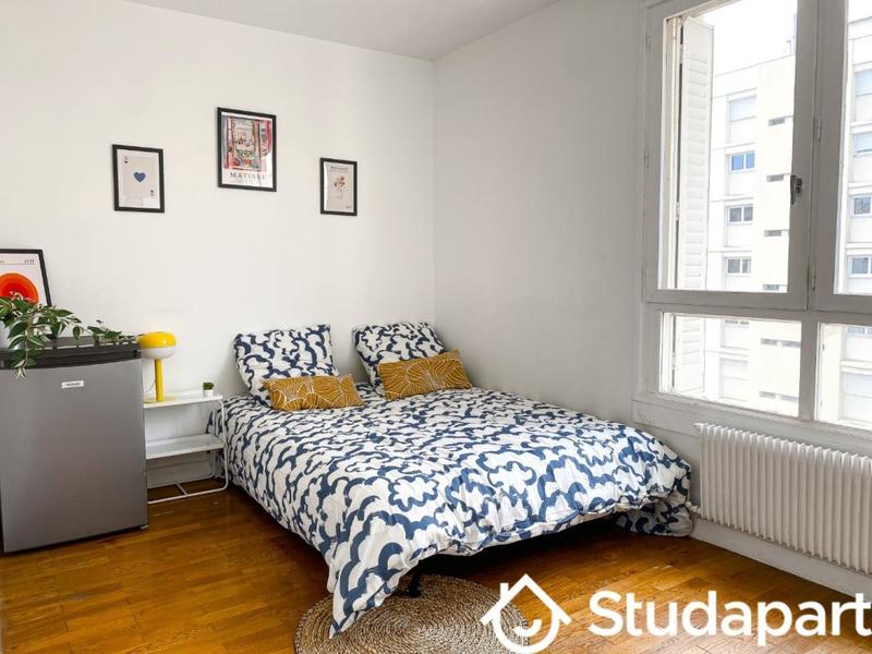 Chambre - 67 m² - 1 pièce