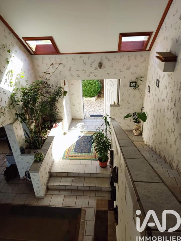 Maison - 246 m² - 6 pièces