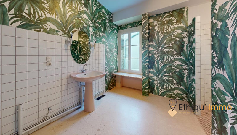 Appartement - 90 m² - 4 pièces