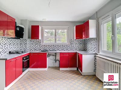 Maison - 110 m² - 5 pièces