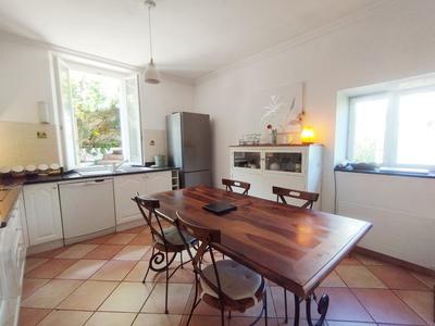 Maison - 160 m² - 8 pièces