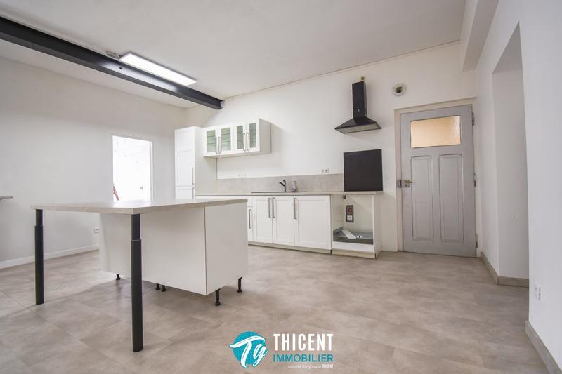 Local commercial - 112 m² - 3 pièces