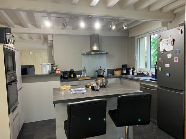 Villa - 170 m² - 6 pièces