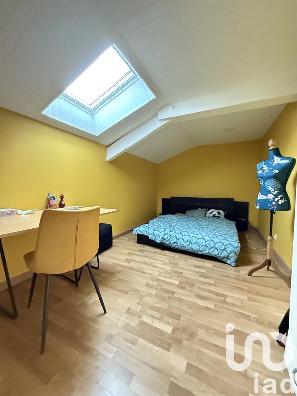 Maison - 298 m² - 10 pièces