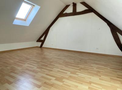 Maison - 83 m² - 4 pièces