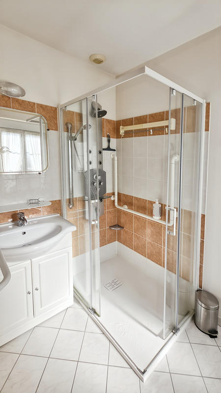 Appartement - 128 m² - 5 pièces