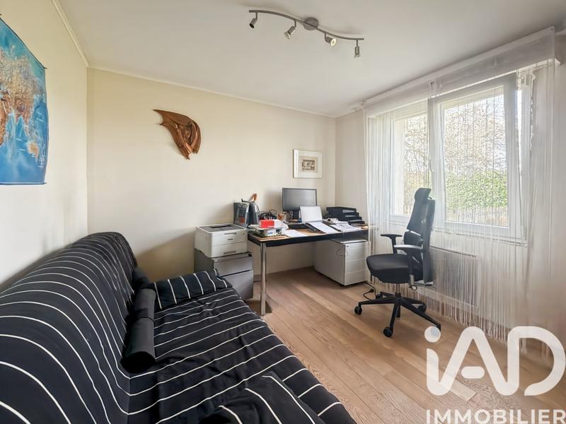 Maison - 187 m² - 9 pièces