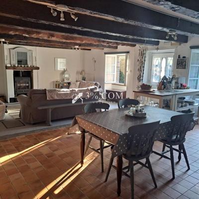 Maison en pierre - 136 m² - 4 pièces