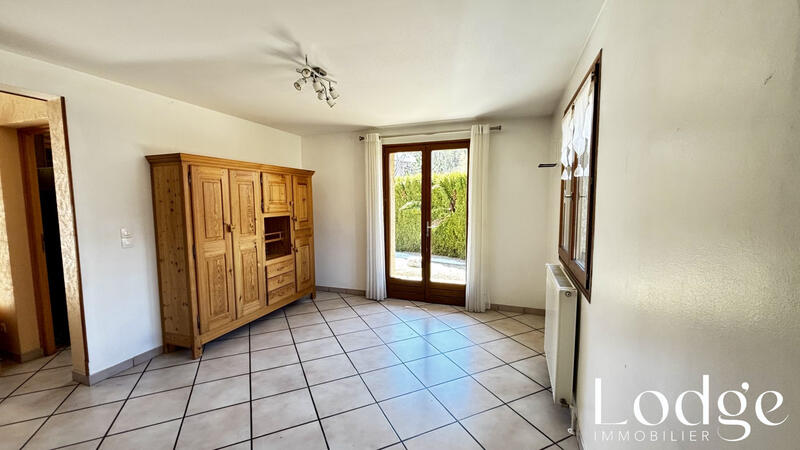 Maison - 101 m² - 5 pièces