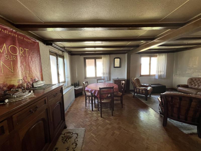 Maison traditionnelle - 96 m² - 5 pièces