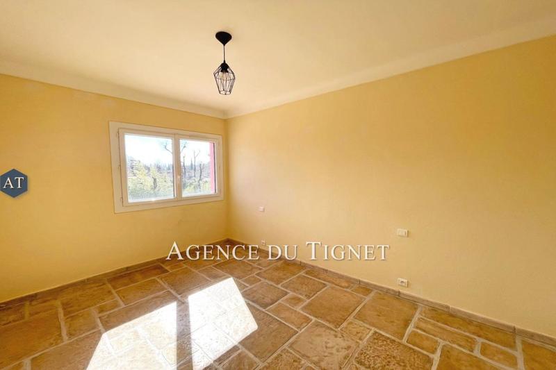 Appartement - 142 m² - 6 pièces