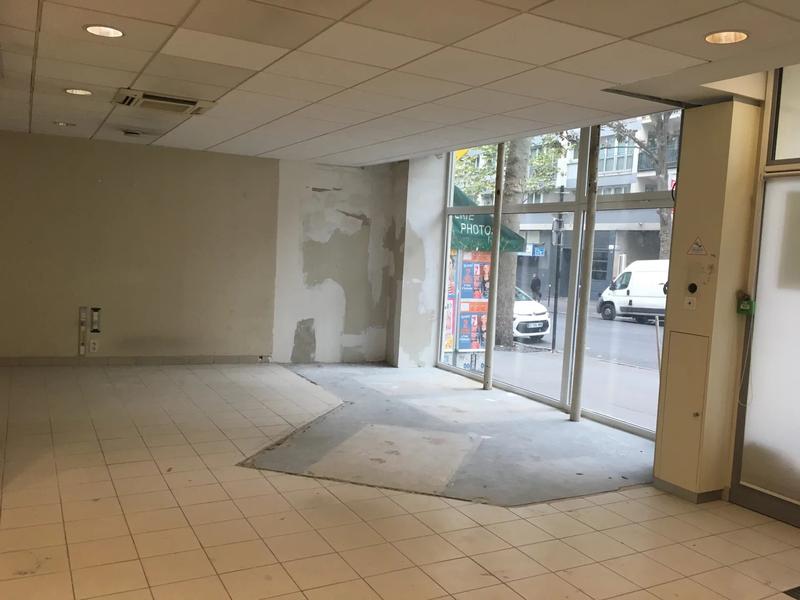 Local commercial - 121 m²