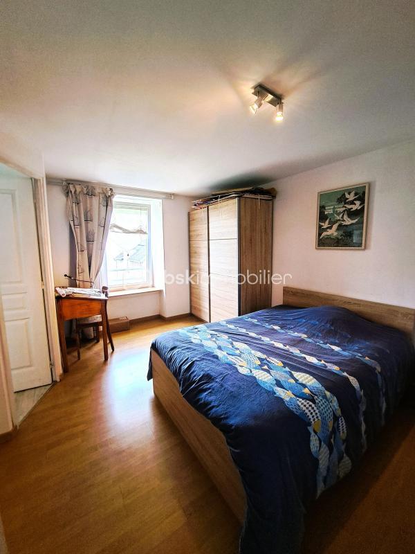 Maison en pierre - 280 m² - 12 pièces