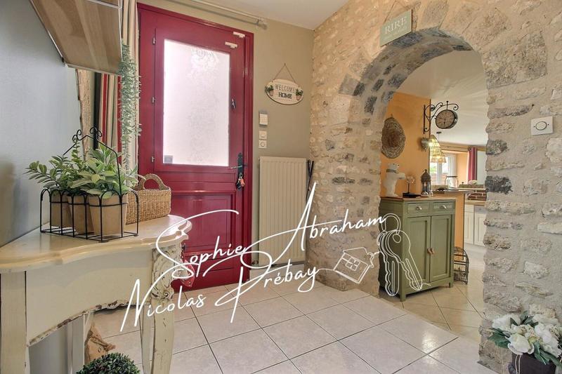 Maison - 165 m² - 9 pièces