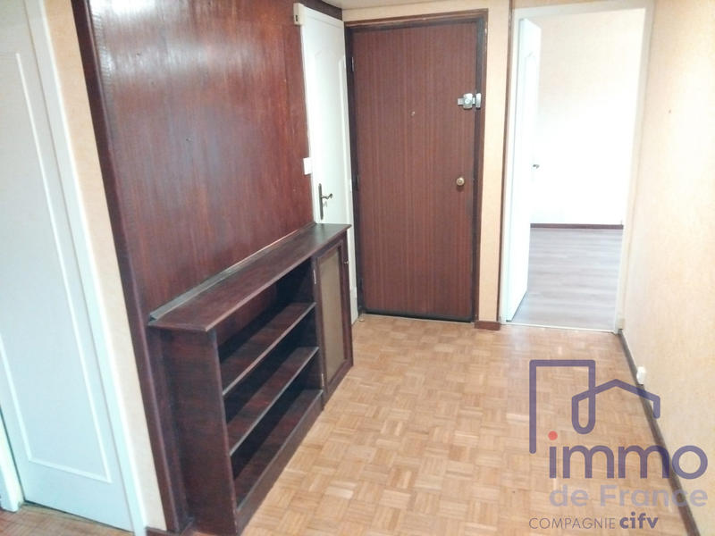 Appartement - 79 m² - 5 pièces