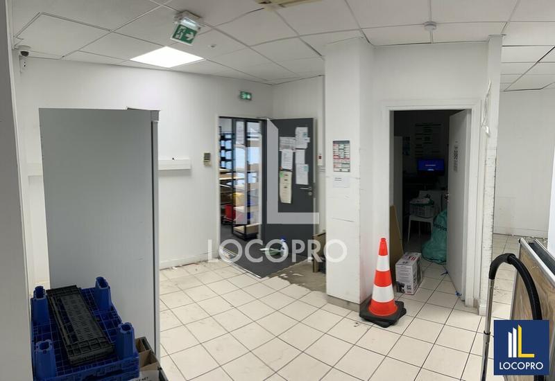 Local commercial - 100 m²