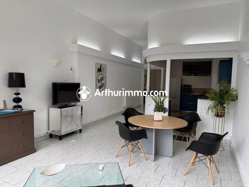 Appartement - 68 m² - 2 pièces