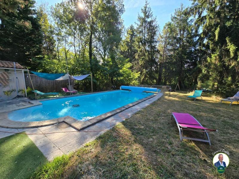 Maison de domaine - 260 m² - 7 pièces