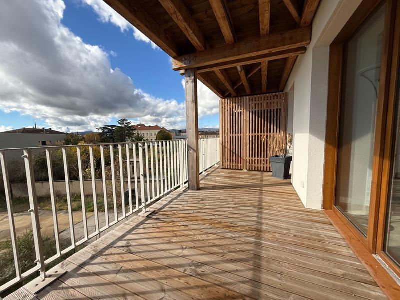 Appartement - 69 m² - 3 pièces