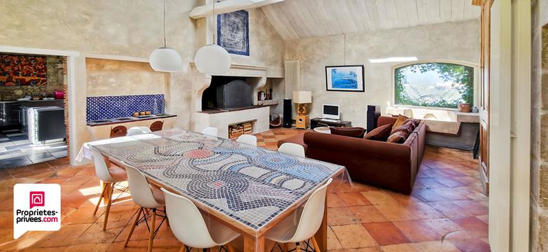 Maison - 520 m² - 17 pièces