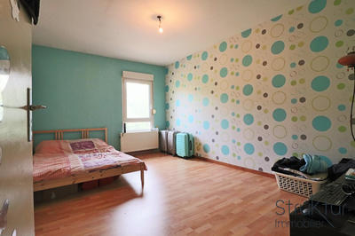 Appartement - 84 m² - 3 pièces