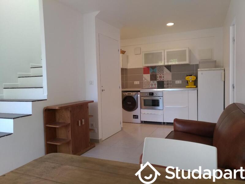 Chambre - 11 m² - 1 pièce