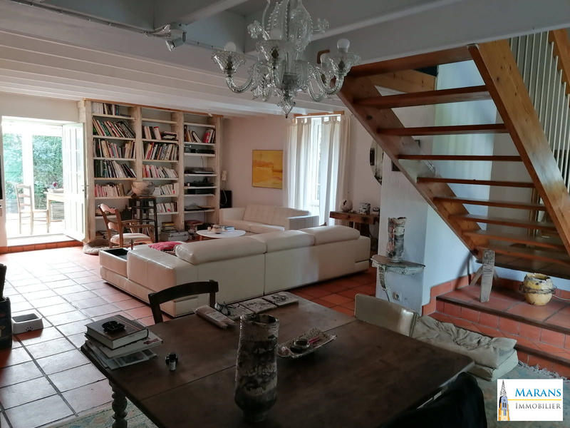 Maison ancienne - 270 m² - 10 pièces