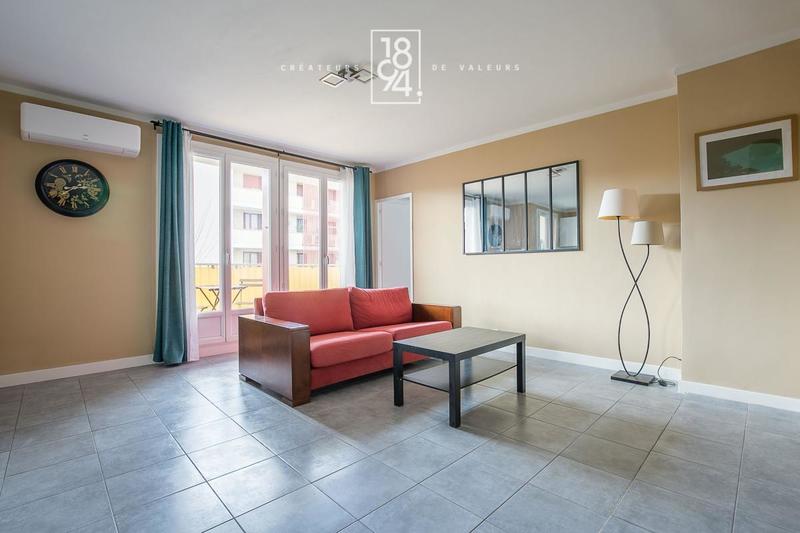 Appartement - 79 m² - 4 pièces