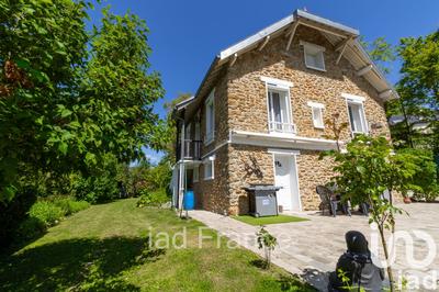 Maison - 113 m² - 6 pièces