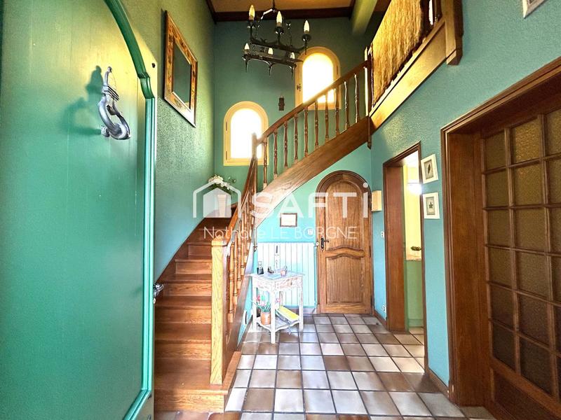 Maison - 139 m² - 6 pièces