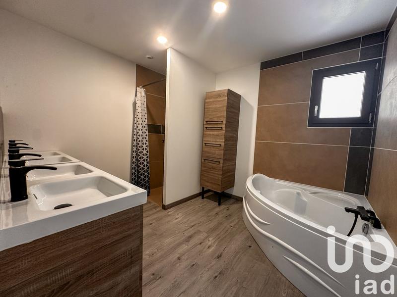 Maison - 150 m² - 7 pièces