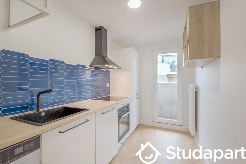 Chambre - 12 m² - 1 pièce