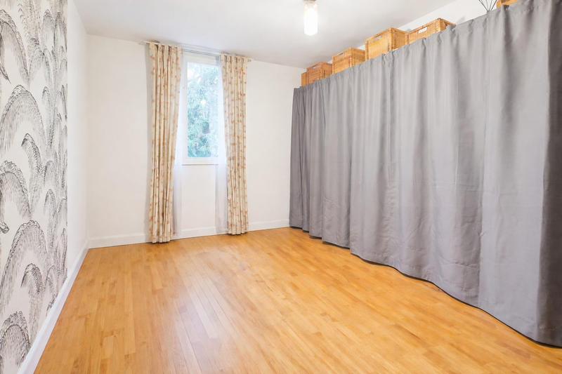 Appartement - 84 m² - 5 pièces