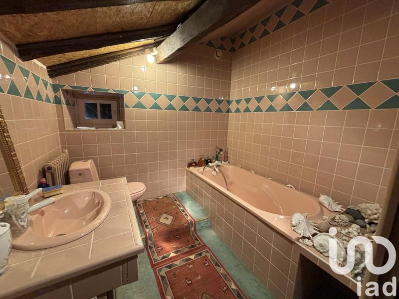 Maison - 240 m² - 6 pièces