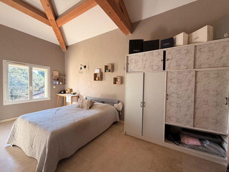 Villa - 182 m² - 5 pièces